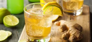 Ginger: una bevanda dissetante e virtuosa